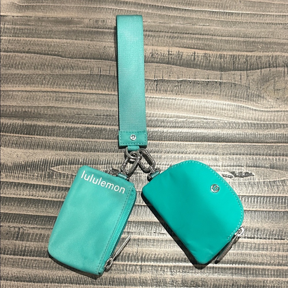 Lululemon Paradise Green Dual Pouch Wristlet